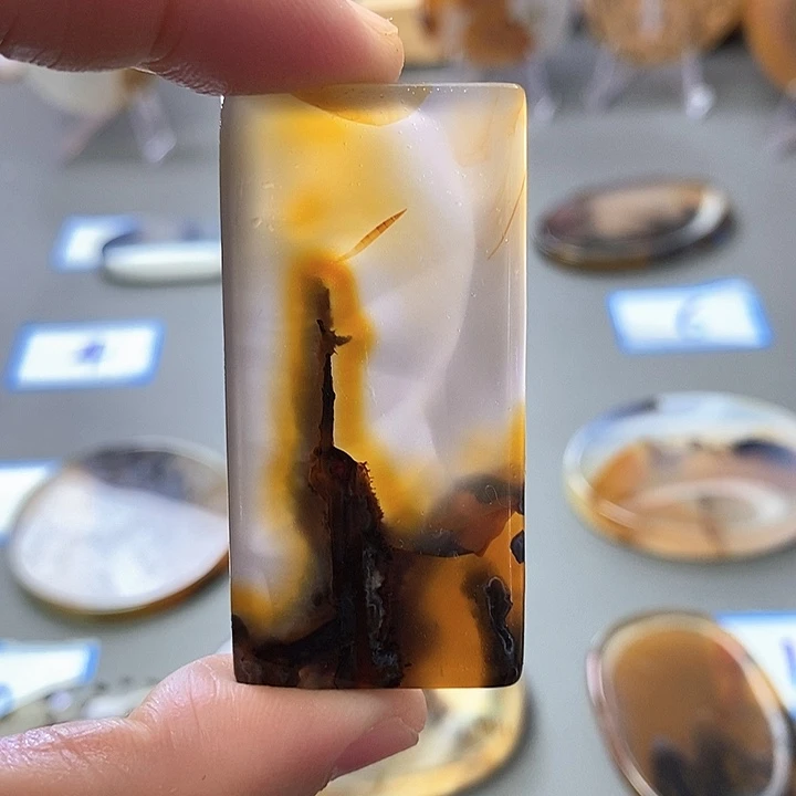 玛瑙/玉髓未镶嵌珠宝半成品