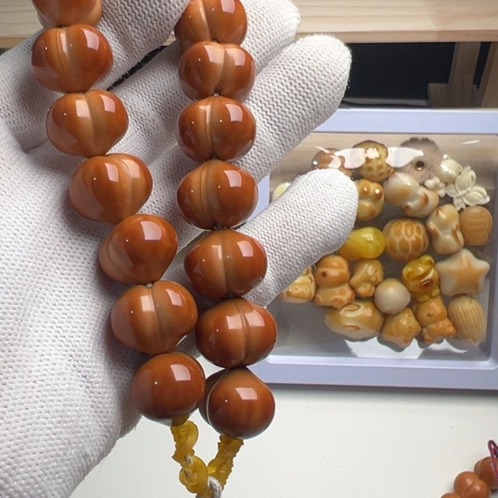 青***.猴头核桃手串猴头