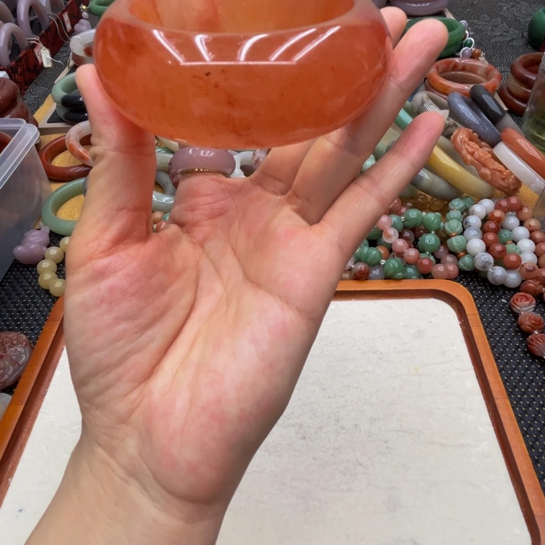 石英岩玉未镶嵌圈口58