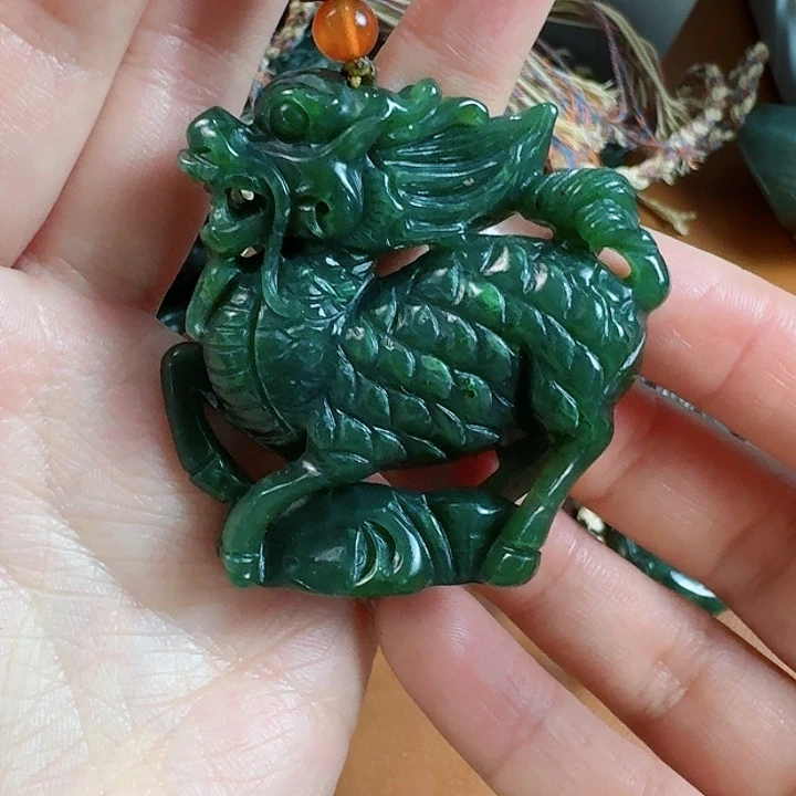 和田玉挂件未镶嵌