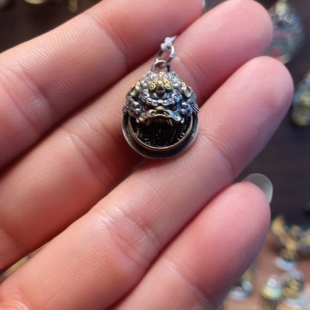 纯银纯银山鬼花钱吊坠