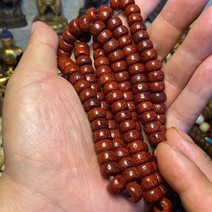 玉***哥檀香紫檀（小叶紫檀）