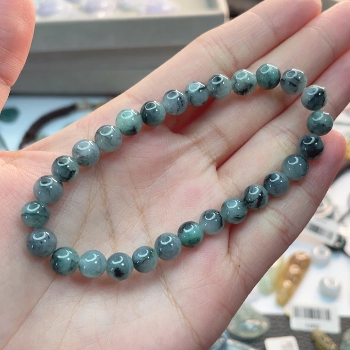 唔***啦翡翠未镶嵌颈饰A货翡翠不退不换