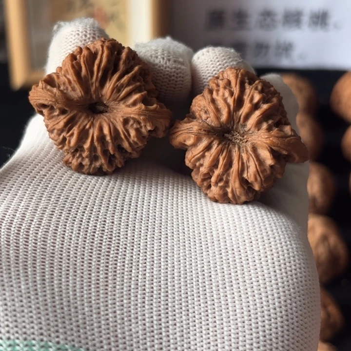 浮***华吊坠文玩核桃南将