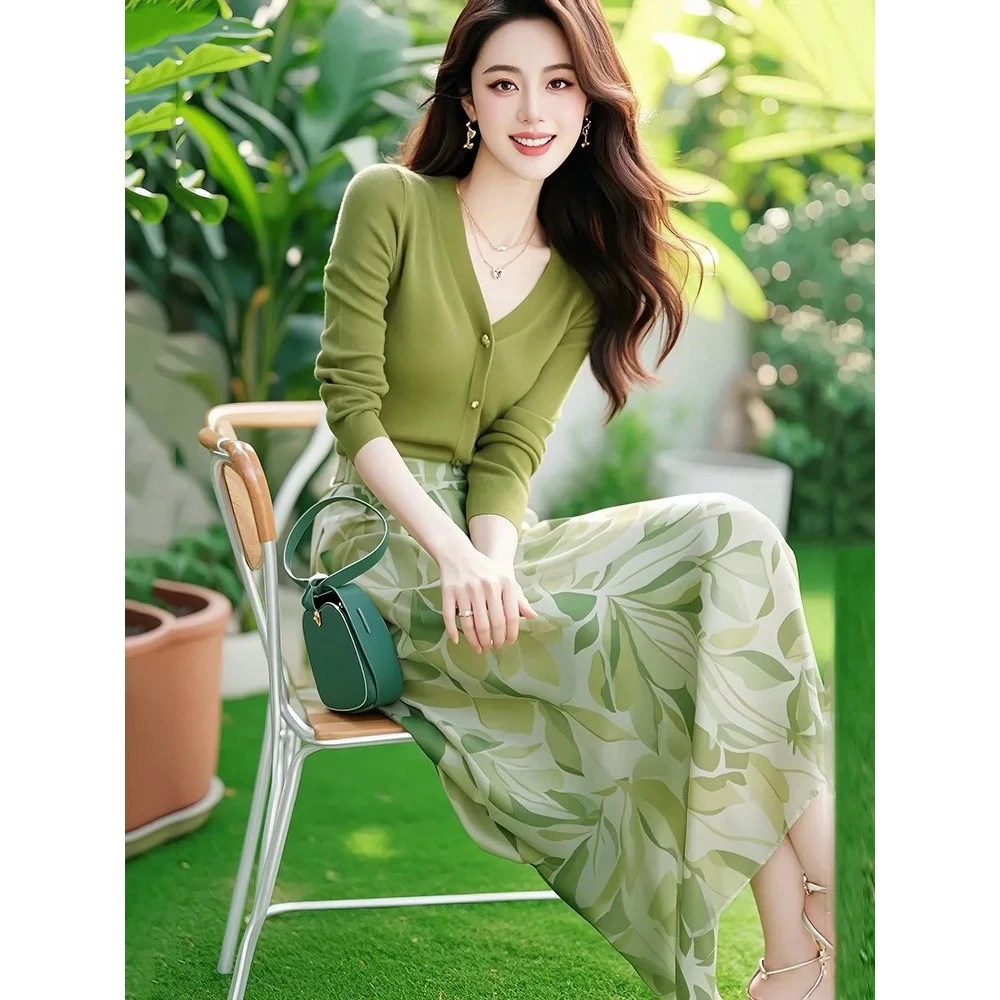 初秋穿搭高级感韩风chic独特漂亮时尚减龄显瘦气质休闲女装套装裙