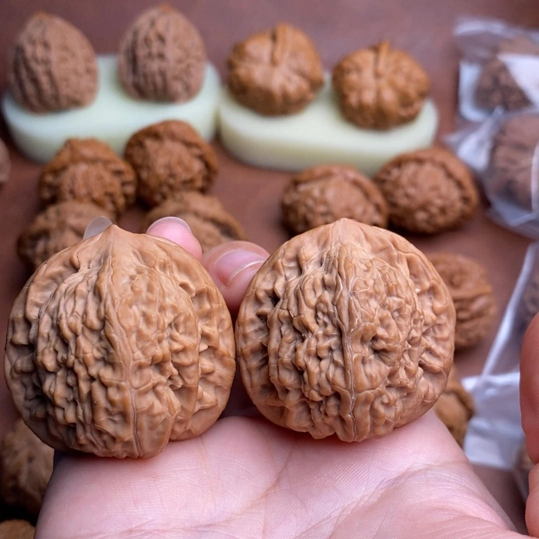 文玩核桃把件全品 九山顶望月