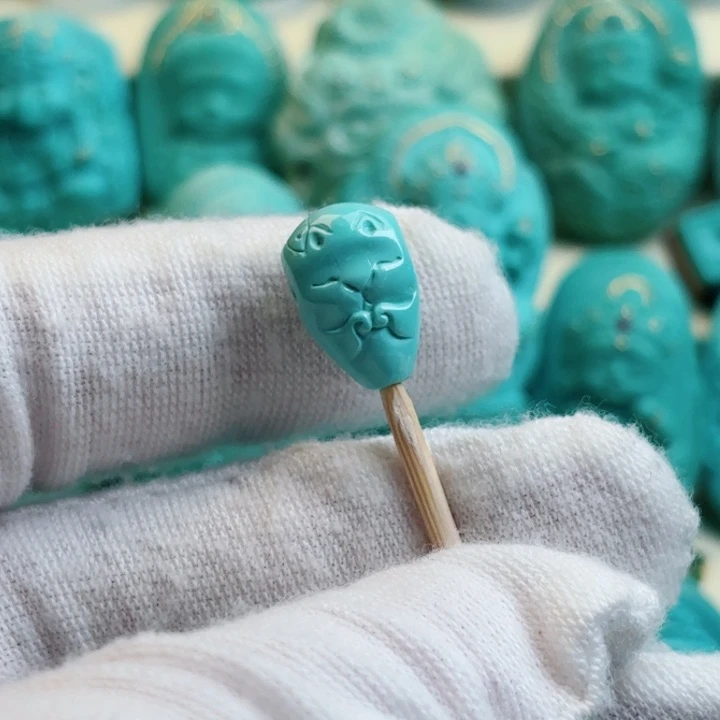 未镶嵌绿松石珠宝奇石