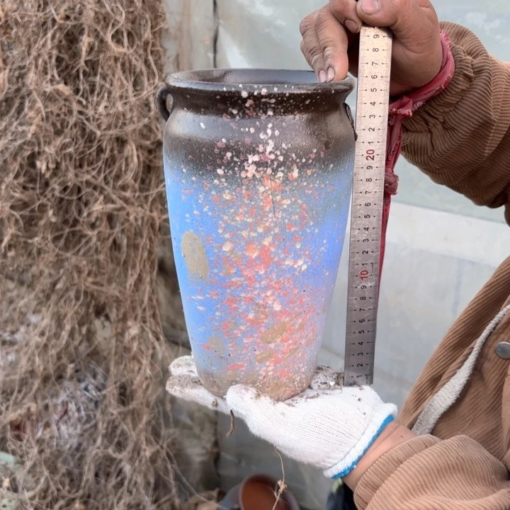 红陶花盆 口径 高度 14 26