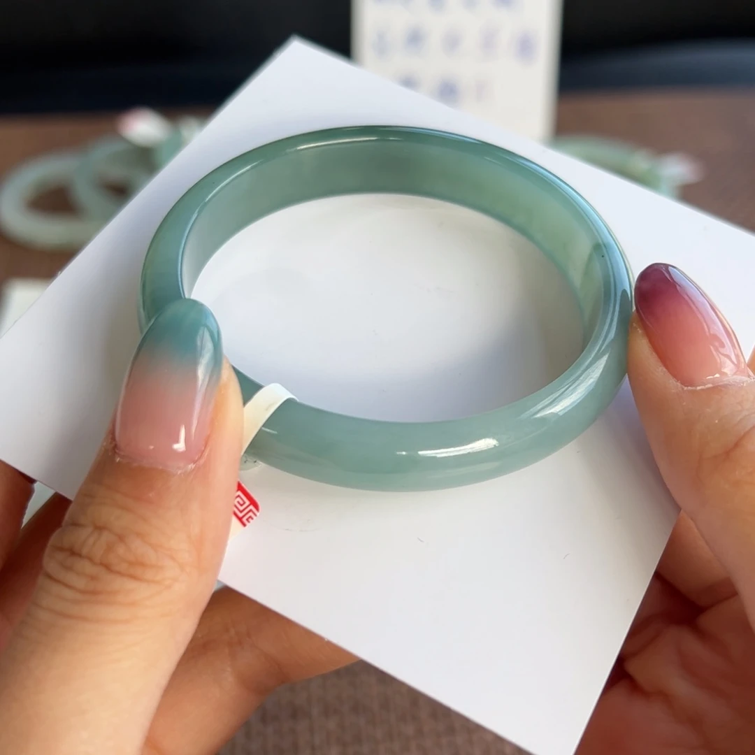 翡翠未镶嵌手镯8号 55.4贵妃