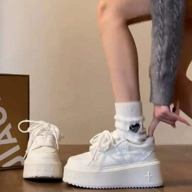 菲菲精品鞋时尚潮流软底女鞋（专属）直播间下单