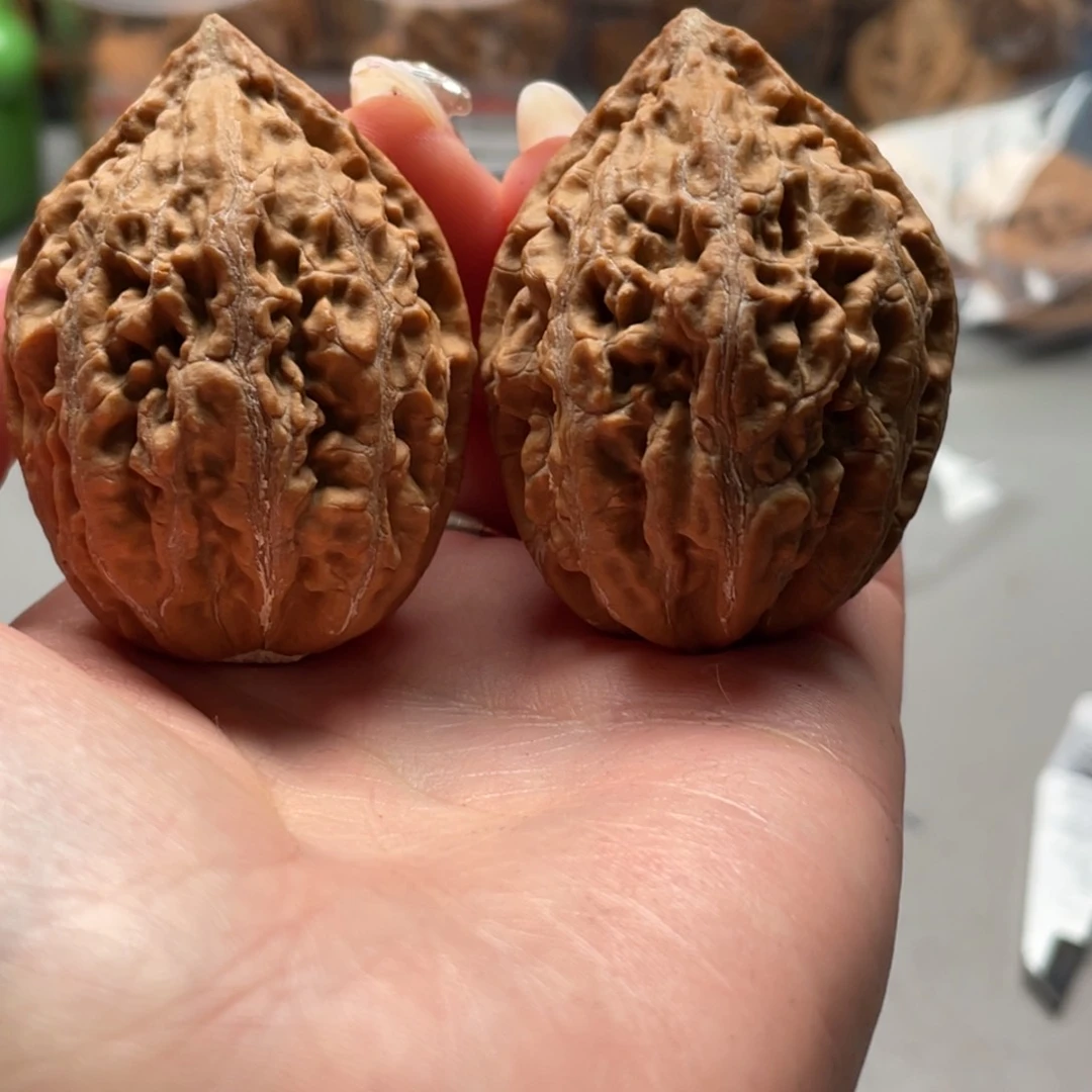 文玩核桃把件小楸香55