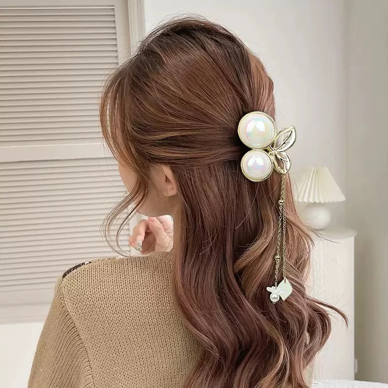 2025新款幻彩精致樱桃小抓夹气质女后脑勺半扎高马尾抓夹发夹头饰