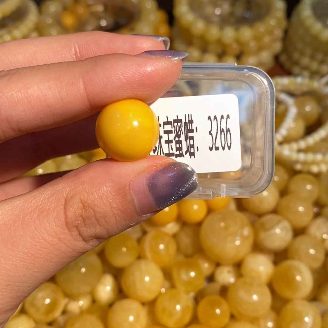 琥珀未镶嵌珠宝奇石3266
