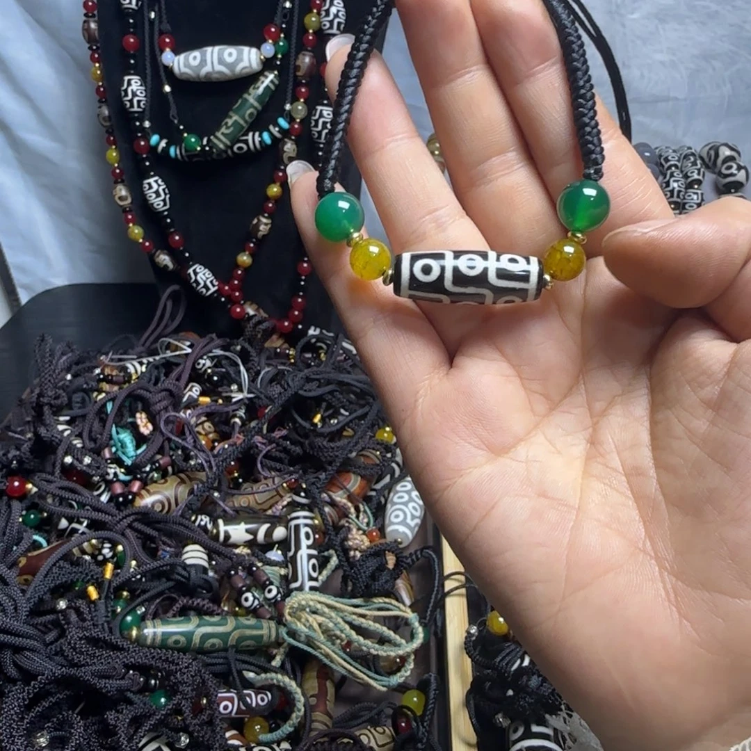 玛瑙/玉髓合金颈饰