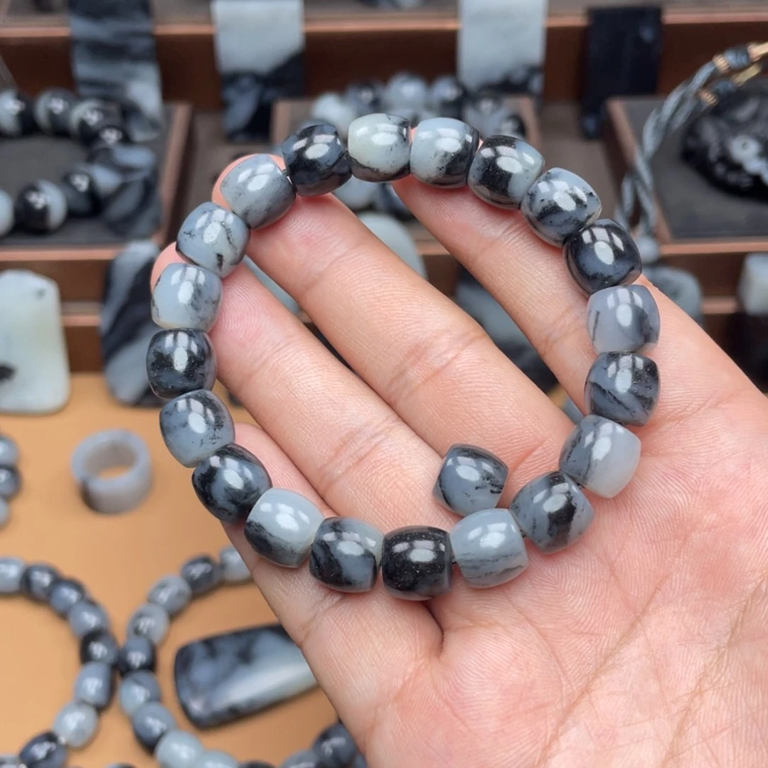 手串未镶嵌和田玉一*