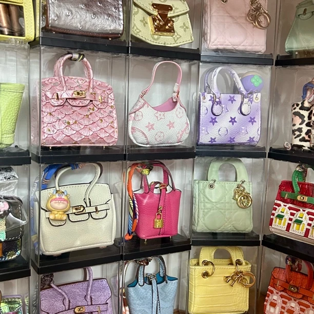 【无聊潮玩】直播间自选耳机包迷你包包平替 默认微瑕 NO退NO换