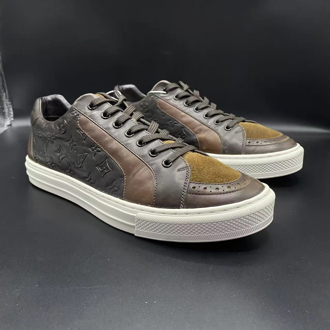 95新 LouisVuitton/路易威登 【JM特惠】41.5欧码 褐色休闲板鞋jm23