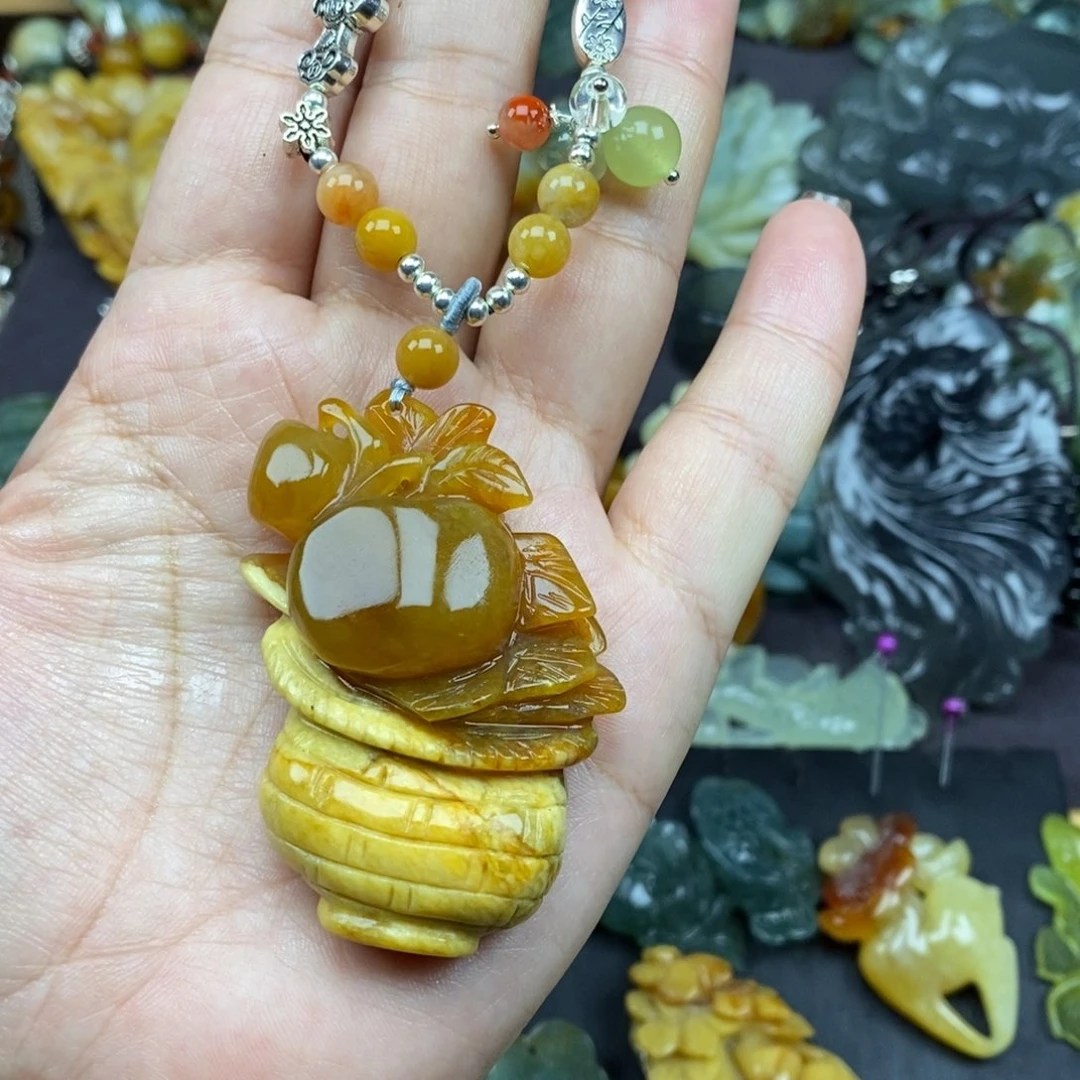 蛇纹石玉未镶嵌吊坠(赠链)