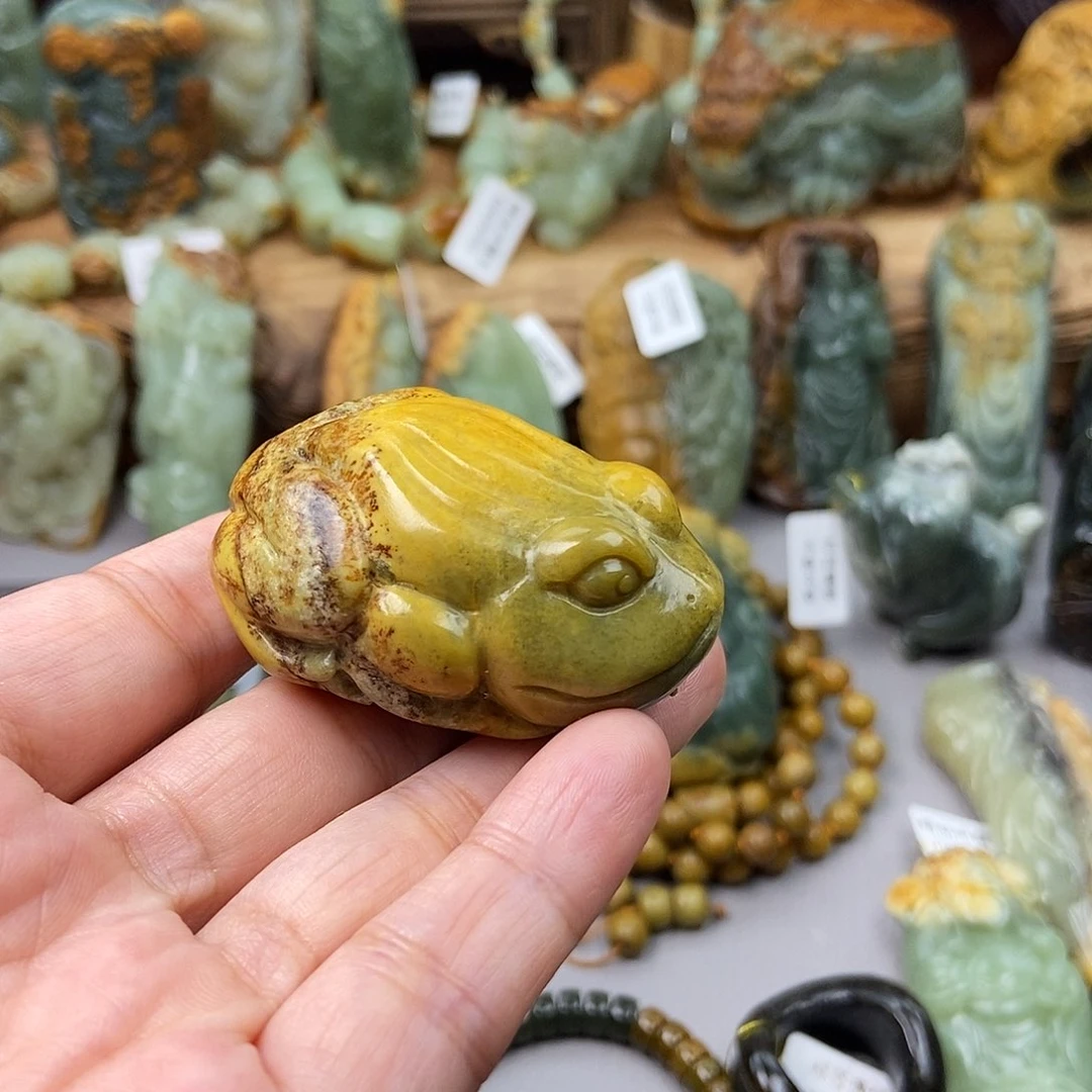 岫岩河磨玉（透闪石质玉）手把未镶嵌兮