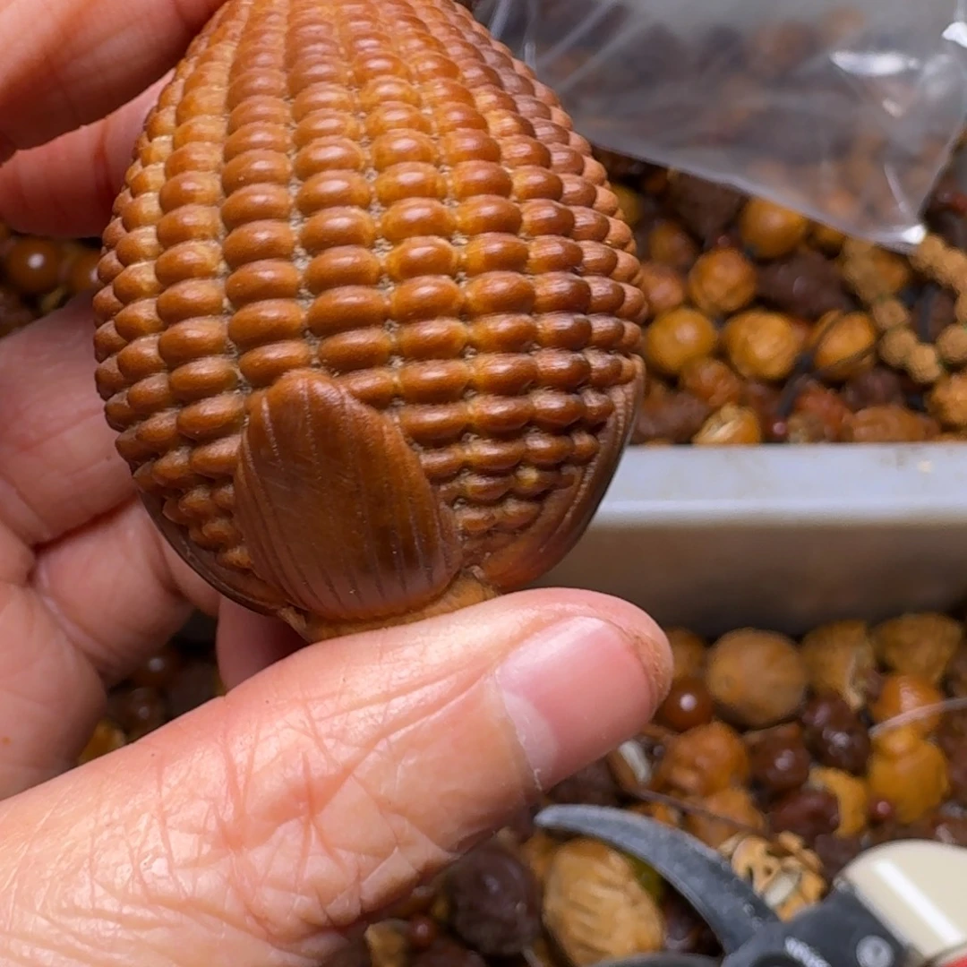 吊坠橄榄核你的电话