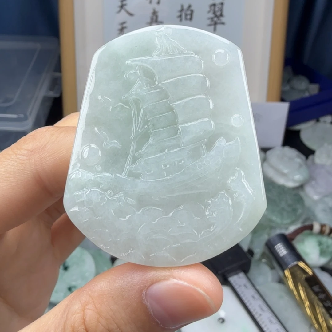 颈饰未镶嵌翡翠翡翠