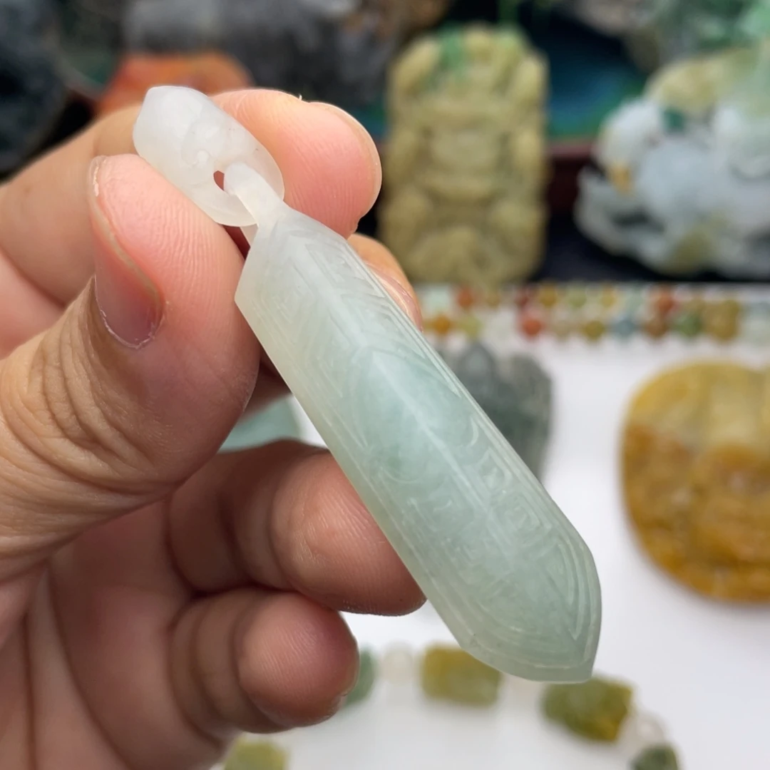 定制翡翠未镶嵌定制