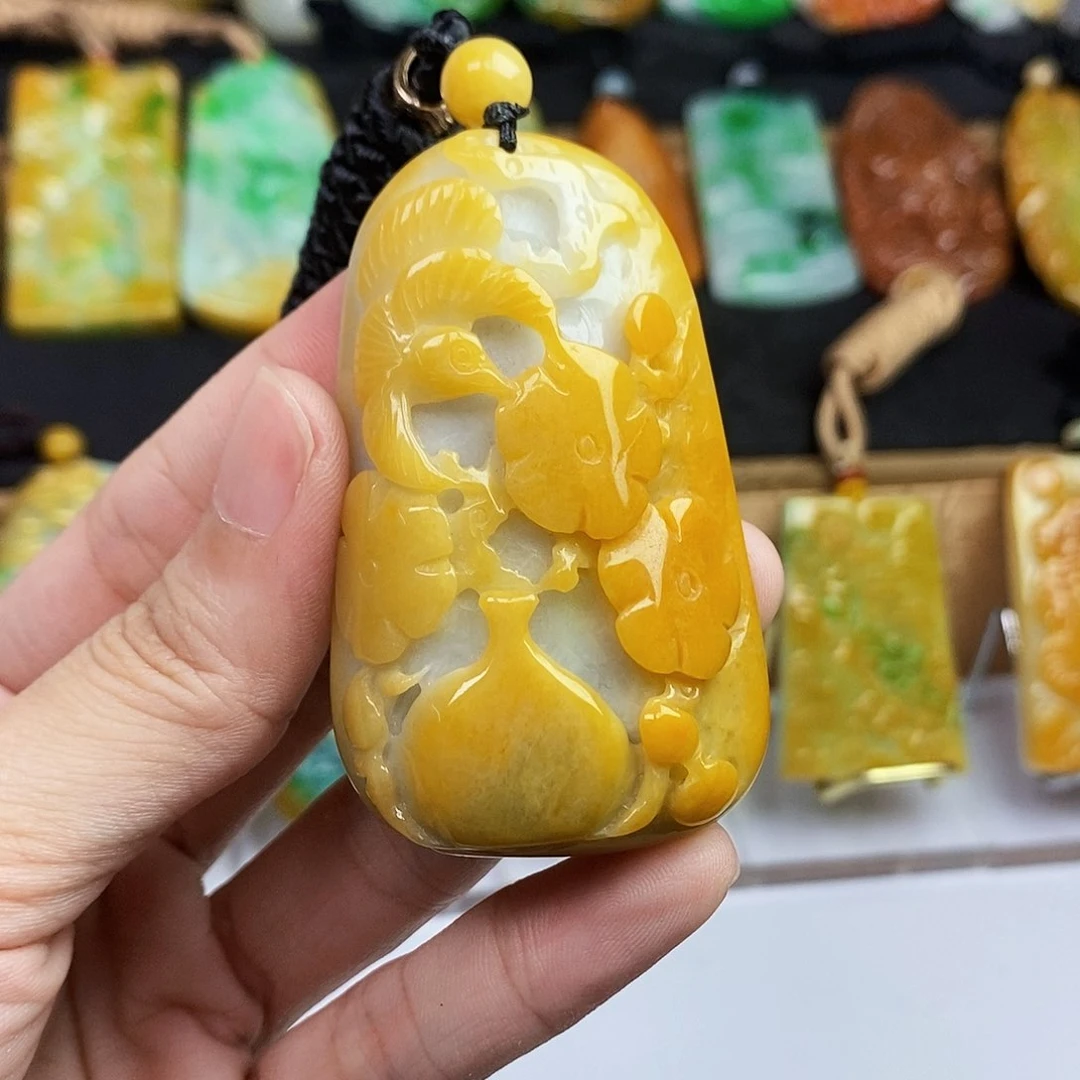 翡翠未镶嵌颈饰99765333