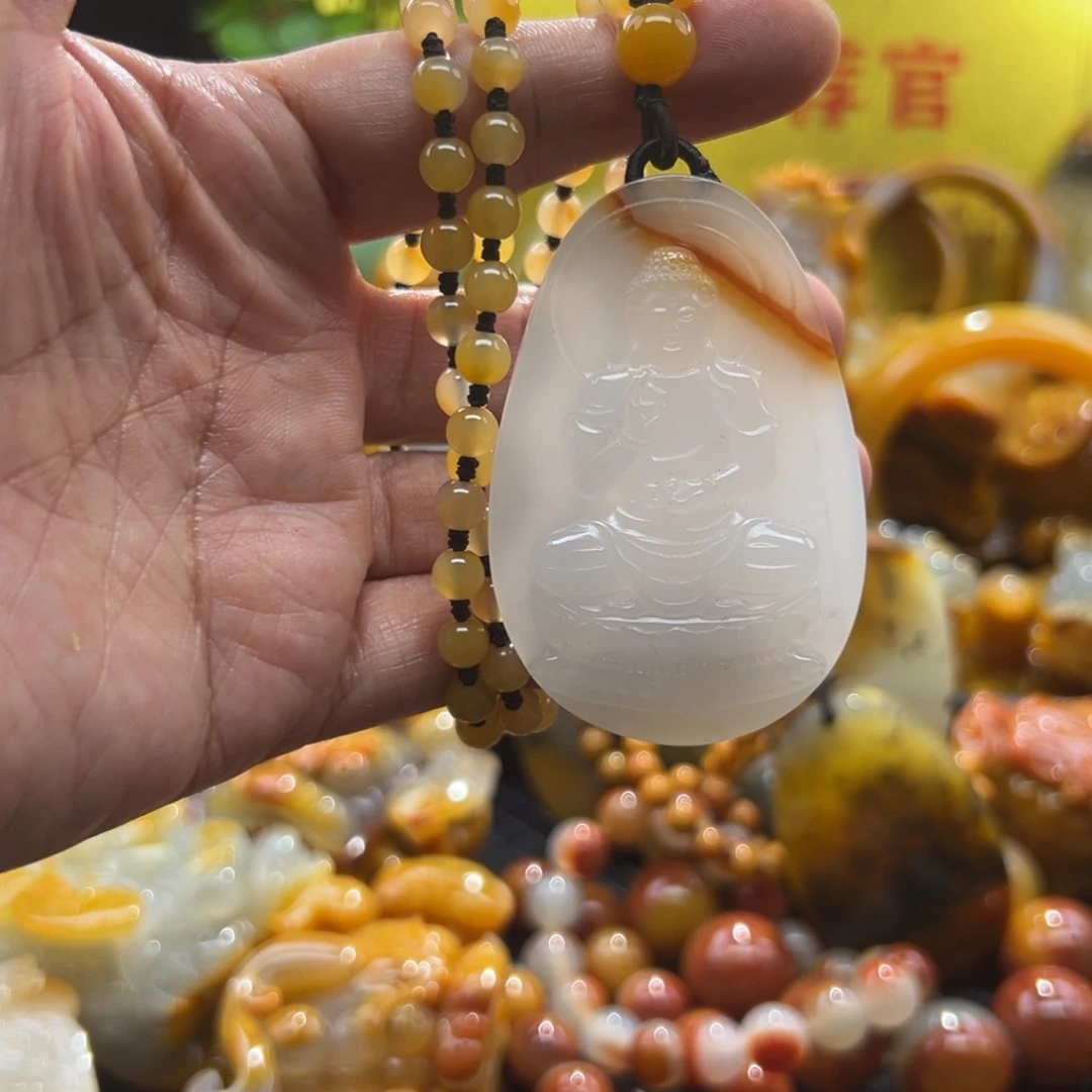 石英质玉未镶嵌颈饰