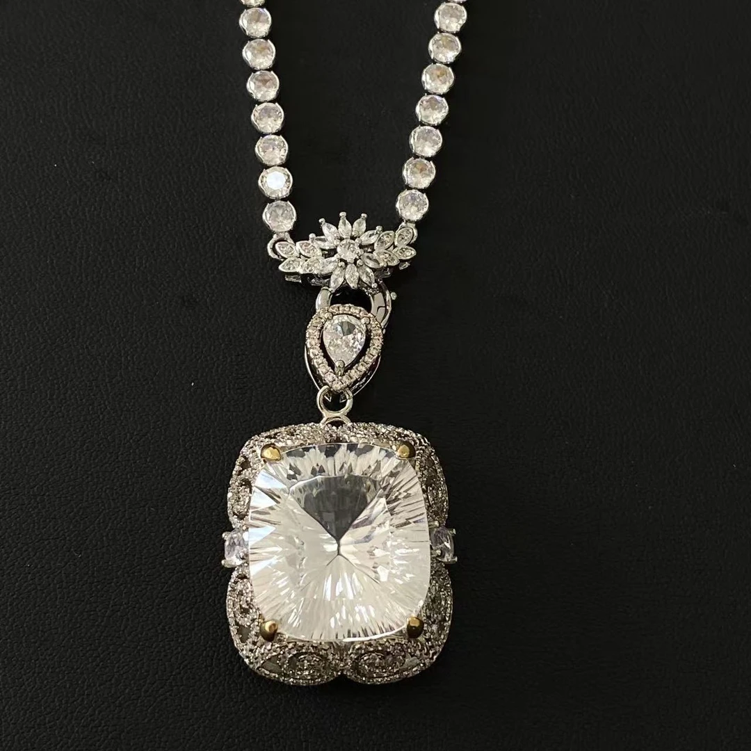 【南非定制】经典高级轻奢大气百搭吊坠  Aj24001