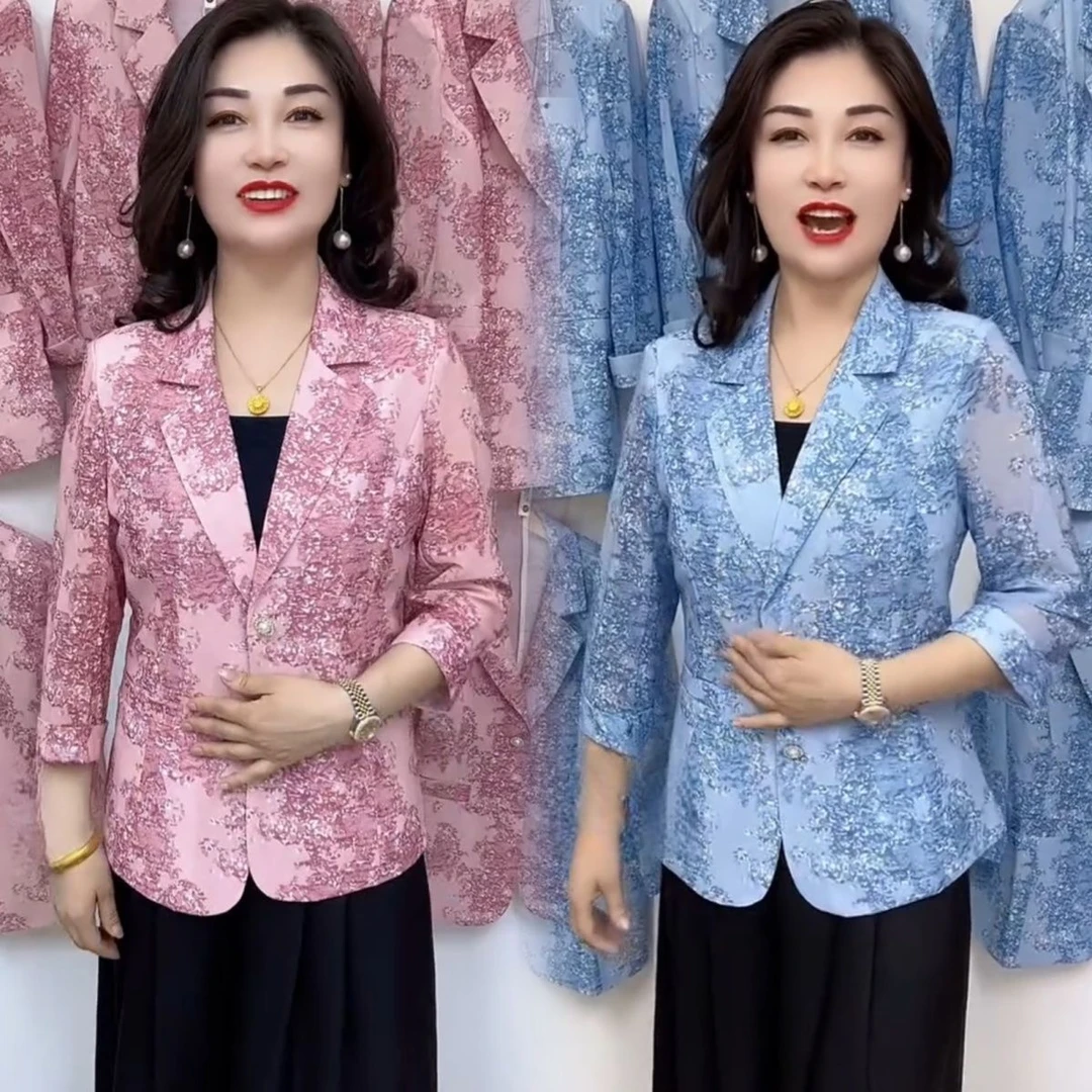 夏季新款时尚西服防晒气质薄款妈妈女士外搭减龄显瘦条纹收腰外套