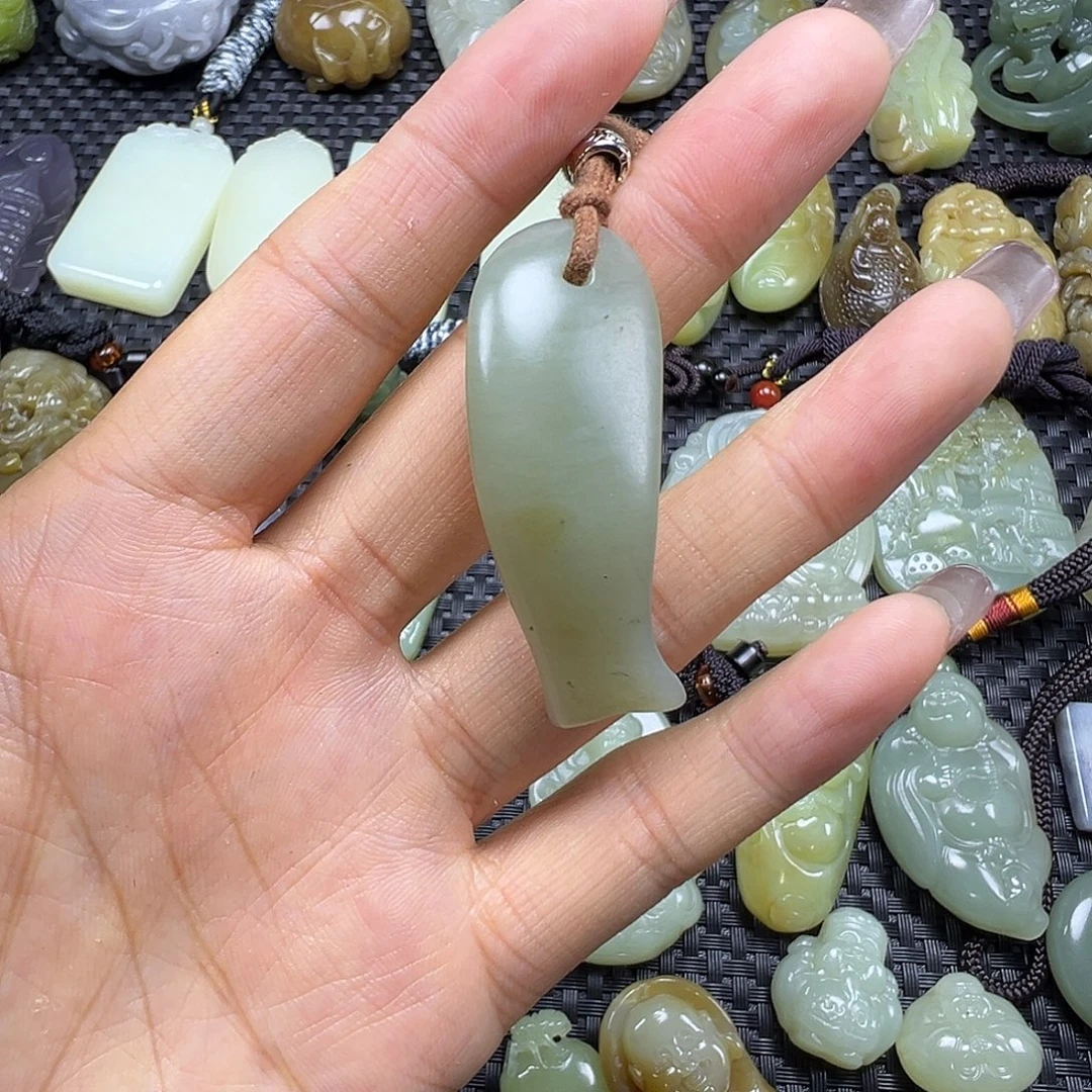 和田玉未镶嵌吊坠(不含链)福利漏，不退不换，卡42.8