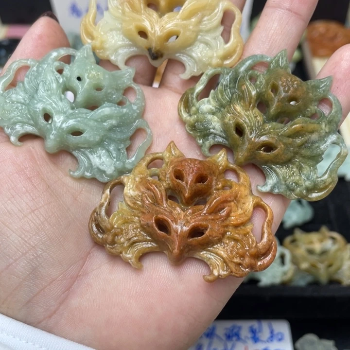 S***.蛇纹石玉合金颈饰