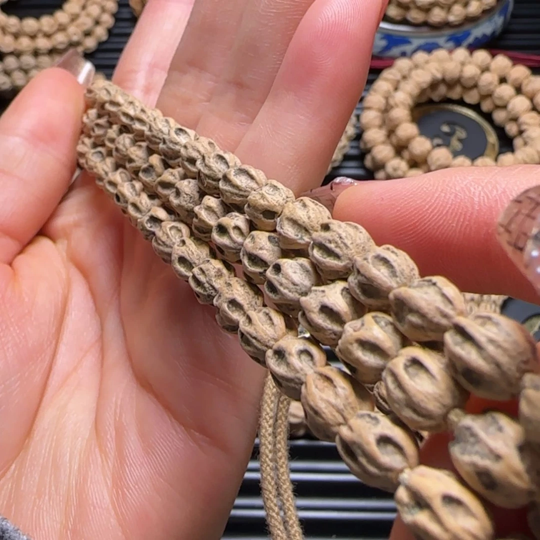 【闪购商品】柏香籽/百香籽吊坠风**雕