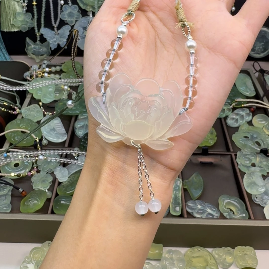 岫玉未镶嵌吊坠(赠链)