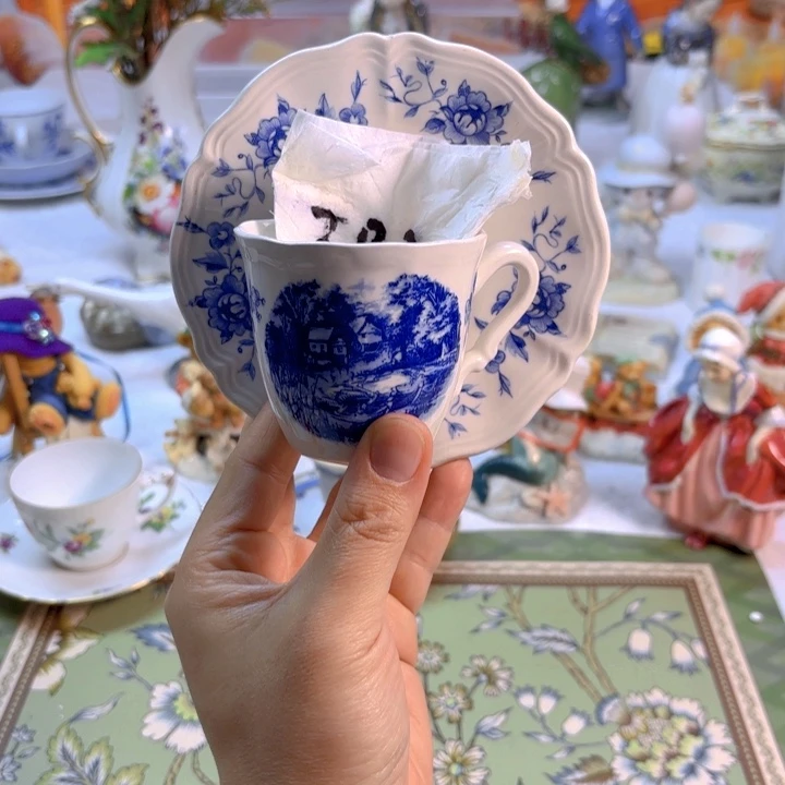 摆件欧洲中古瓷器好看冲鸭！