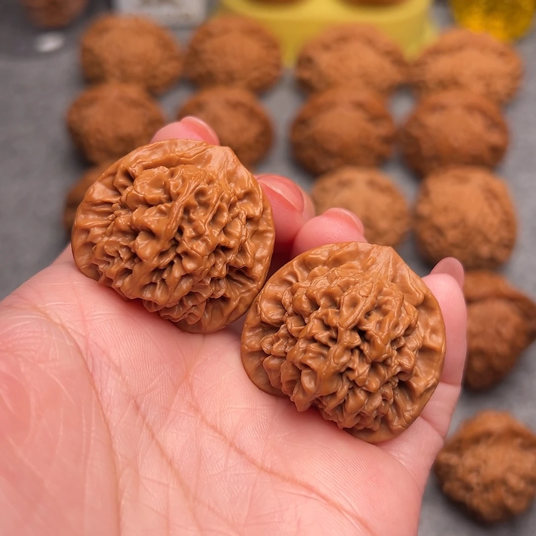 把件文玩核桃精品老树野生秦闷狮子头35全品