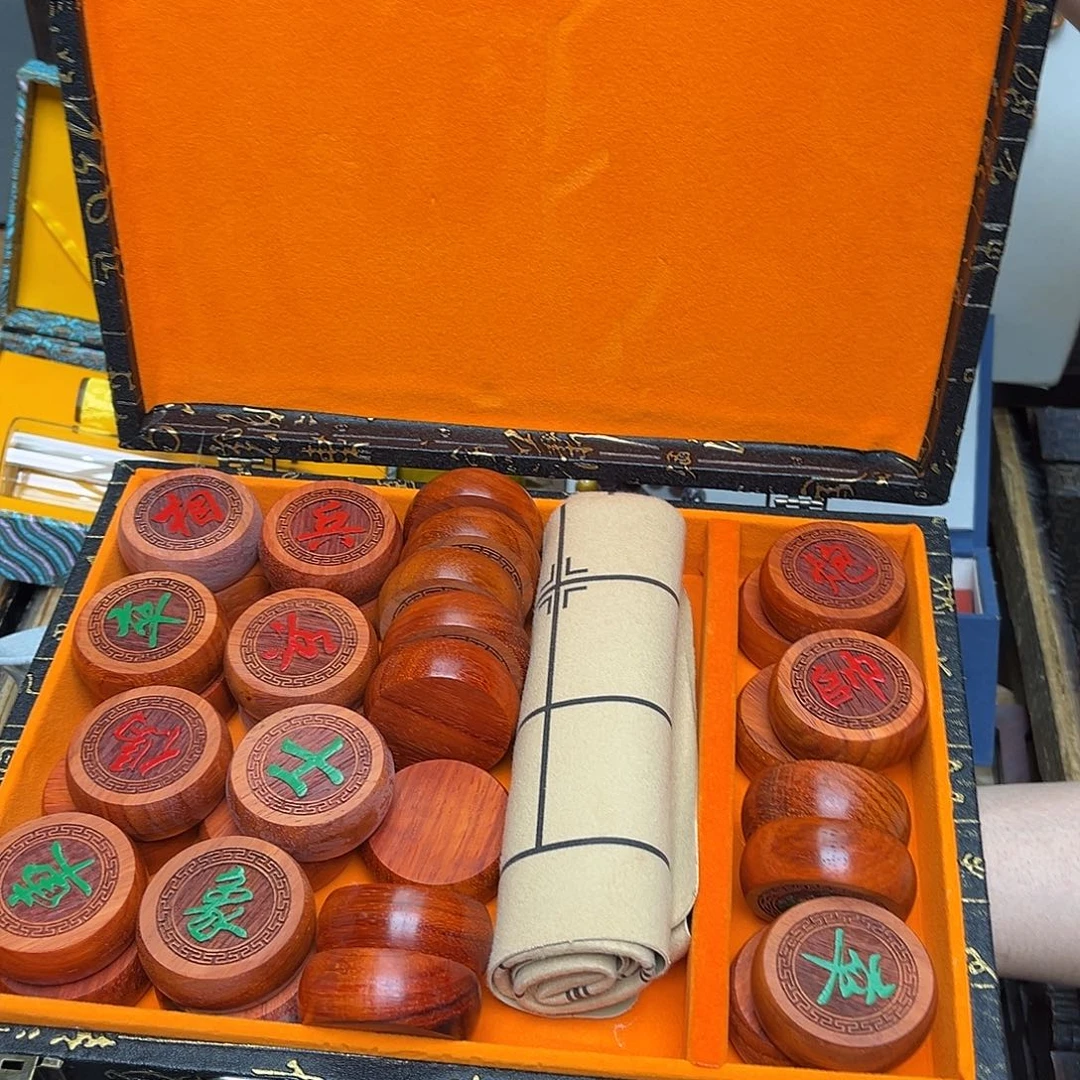 大叶紫檀（黑酸枝木类）