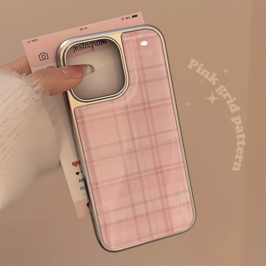 粉格纹滴胶适用16苹果15promax手机壳iphone14韩系13甜美15电镀硬