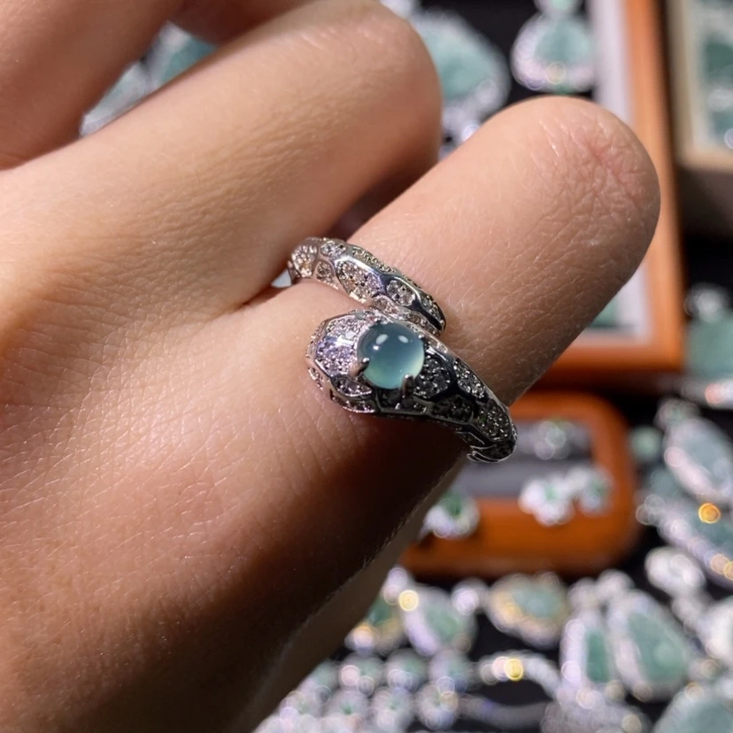 【闪购商品】翡翠颈饰未镶嵌天然