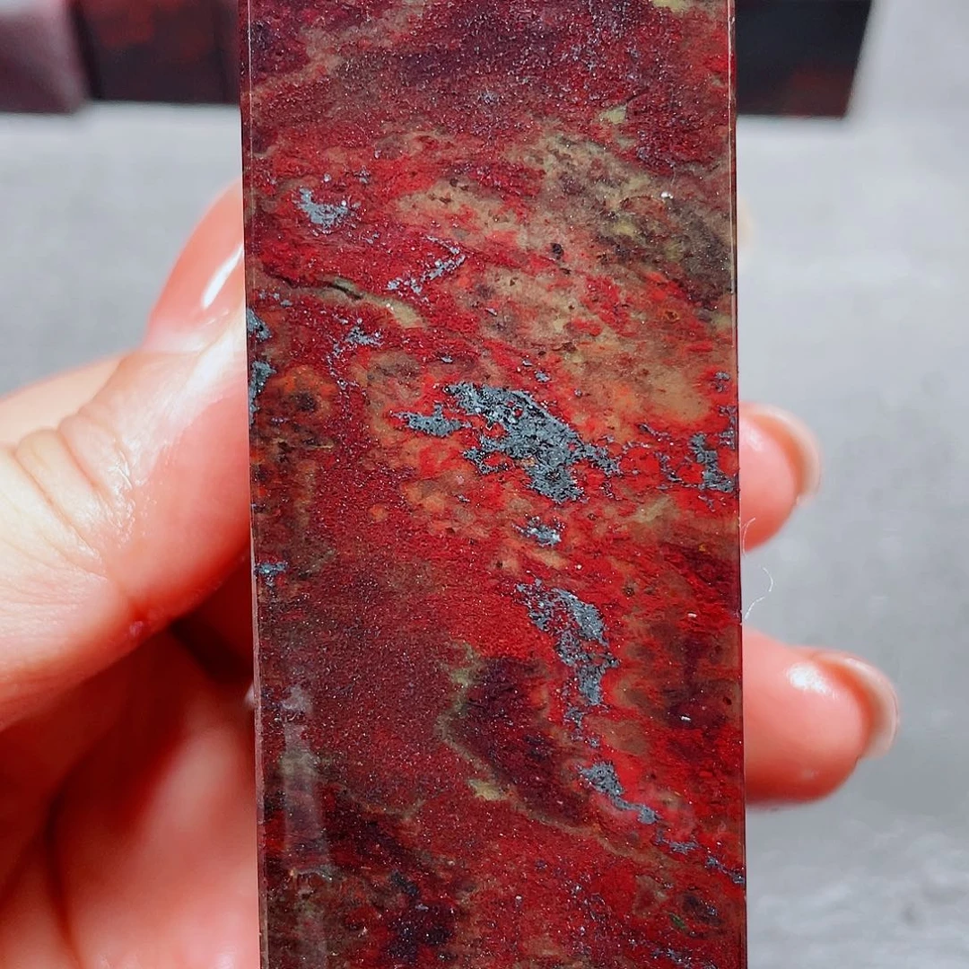 玉桂林鸡血玉印章镇尺13