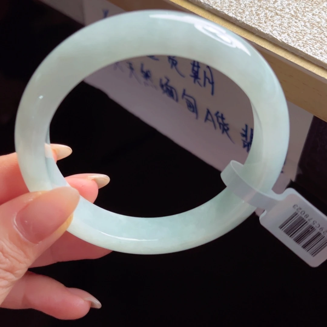 翡翠未镶嵌手镯手镯