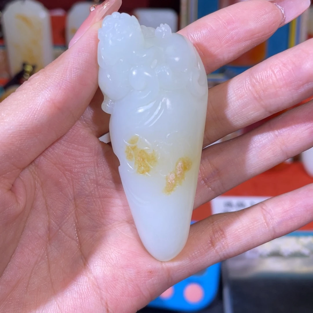 往***。未镶嵌和田玉挂件