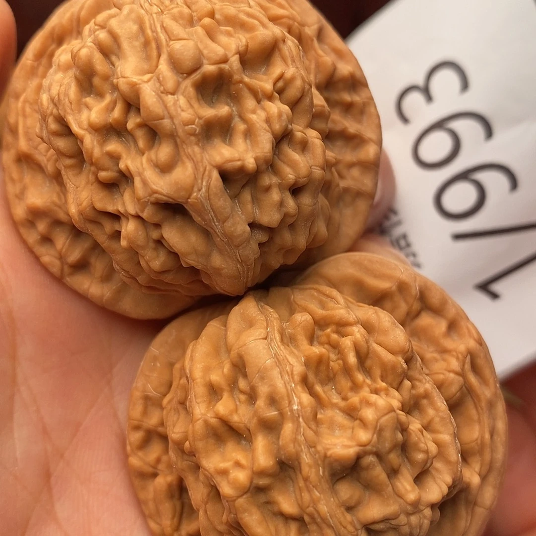 把件文玩核桃粗筋虎头44