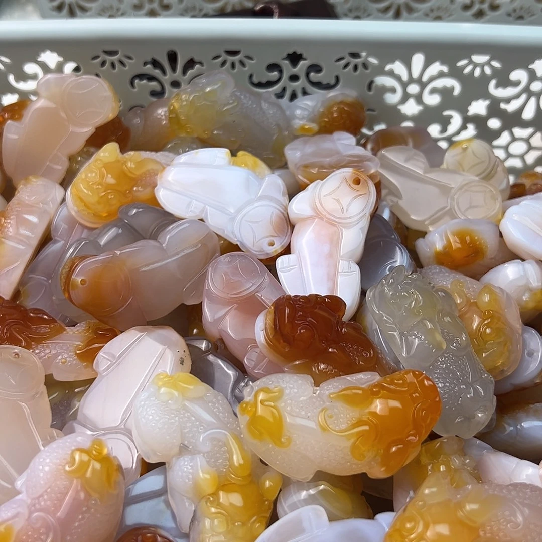 玛瑙/玉髓颈饰未镶嵌