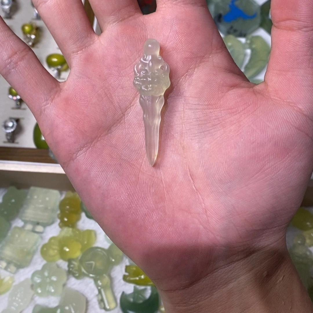 岫玉未镶嵌吊坠(不含链)