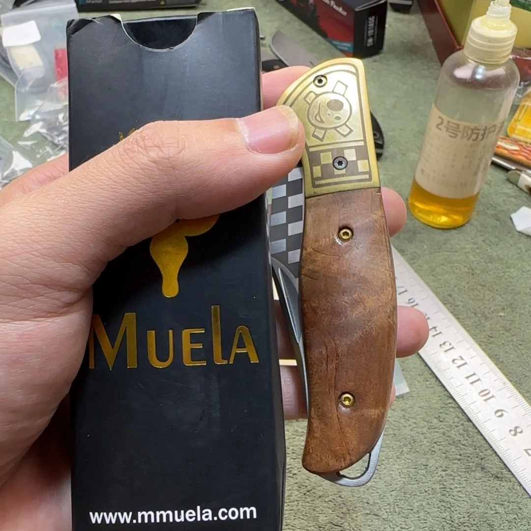 小***汤木柄口袋刀默认微瑕