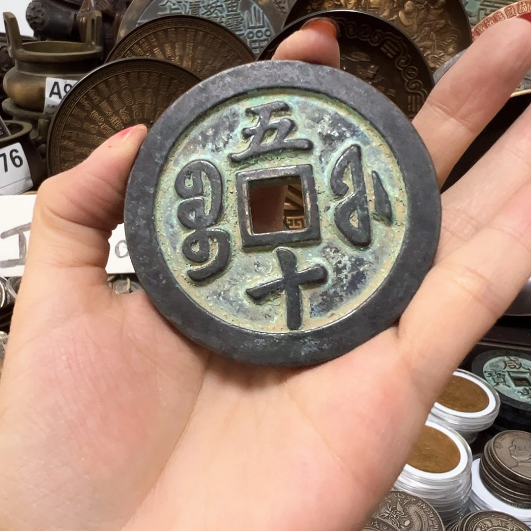 金属复古风格摆件