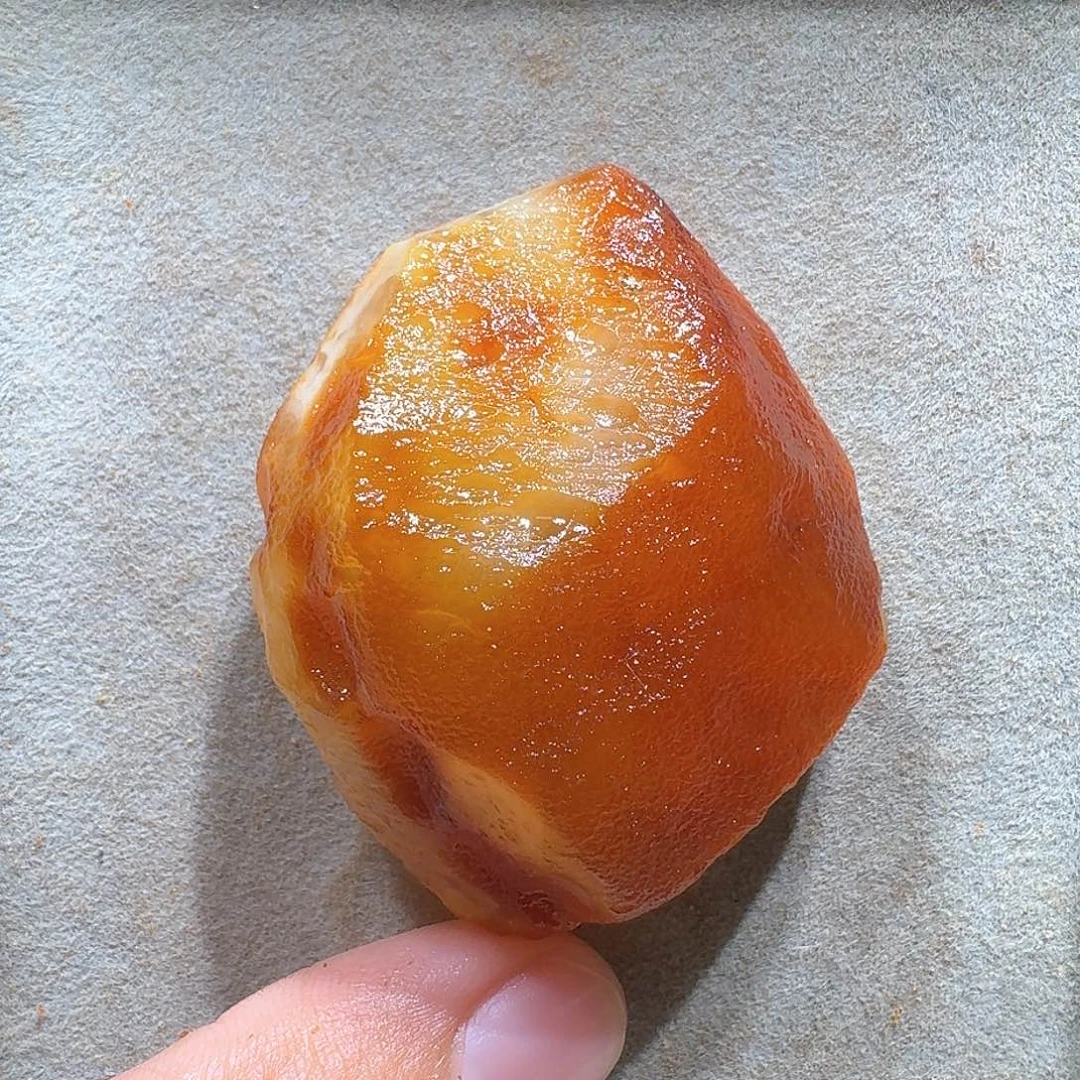 定制琥珀未镶嵌定制