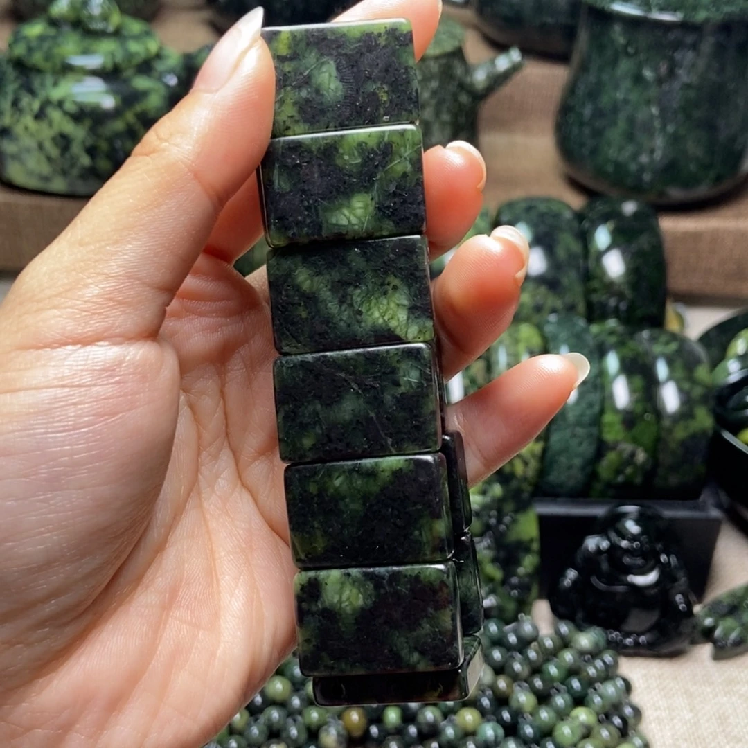 蛇纹石玉未镶嵌药王石手牌