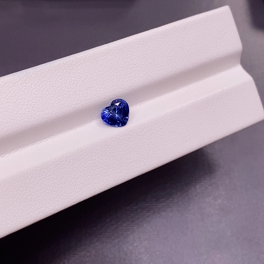 裸石蓝宝石1.275克拉